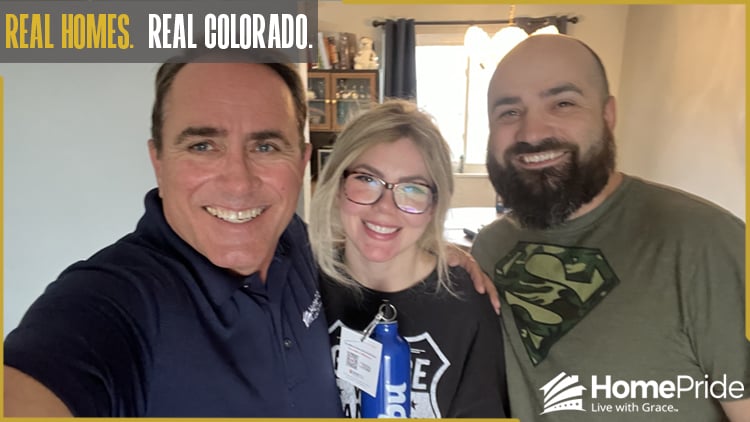 HomePride Bath customer and installer smiling together in the homeowner's Colorado residence