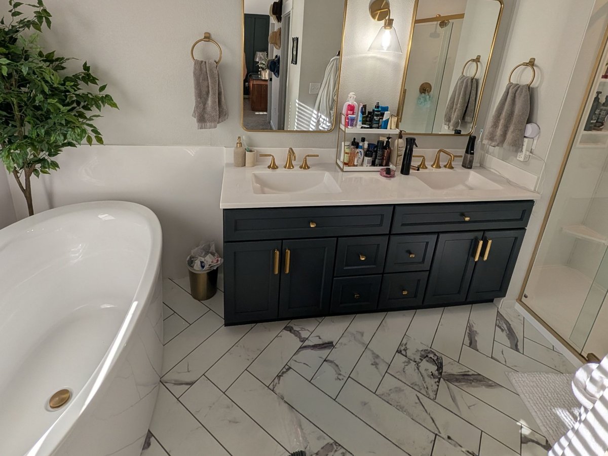 Van C Bathroom